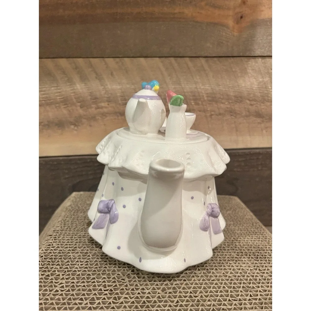 Teleflora Lavender‎ Polka Dots & Bows Princess Tea Party Teapot